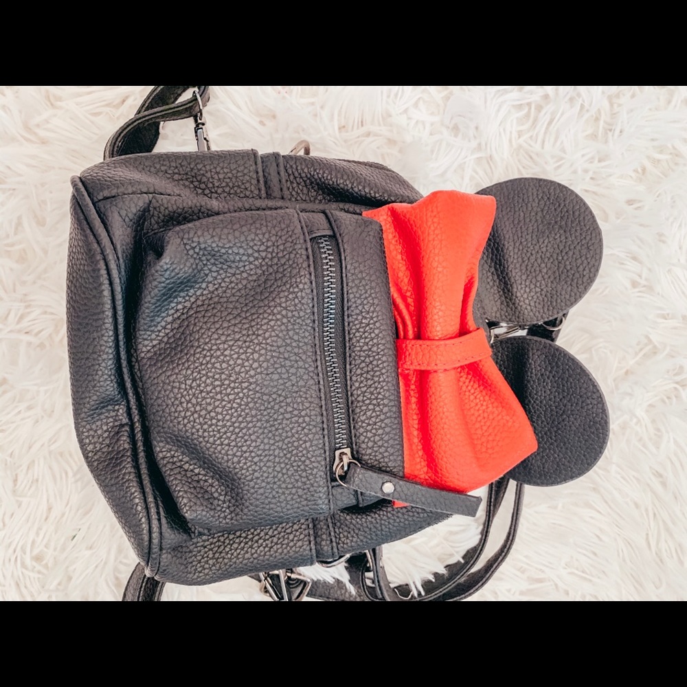 Minnie Mouse backpack